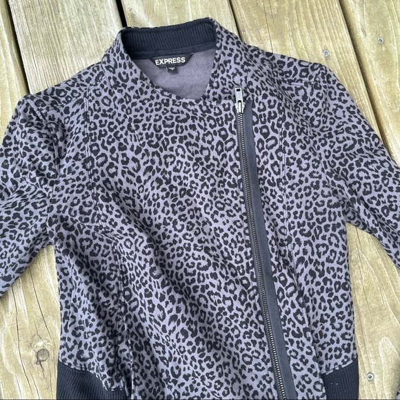 Leopard Print Asymmetrical Zip Moto Sweater Jacket Size S - Picture 3 of 9